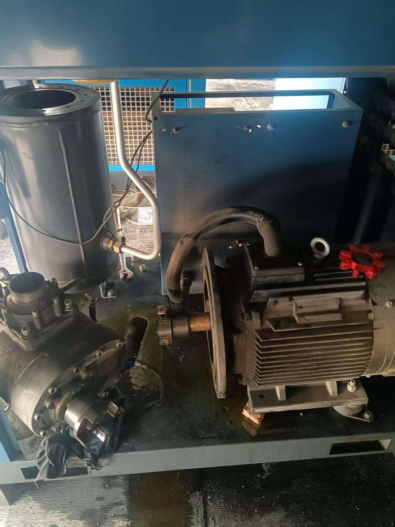 20250310 翎创保养和更换轴封轴套-1.jpg 20250310 翎创保养和更换轴封轴套-1.jpg